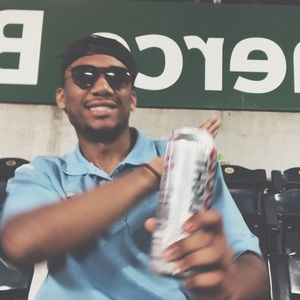 Meet your Posher, Malik